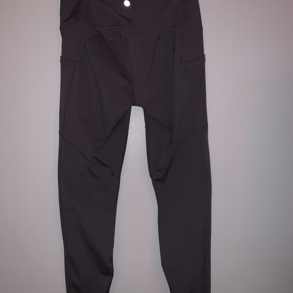 Purple yogalicious leggings with pockets